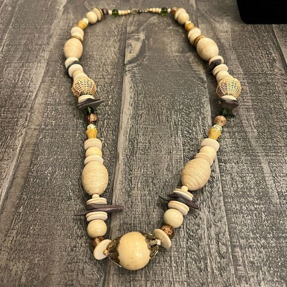 Set of 2 Wooden Beaded Statement Necklaces - Vintage - Picture 9 of 13